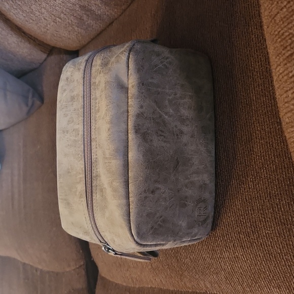 Other - Mens travel bag small
